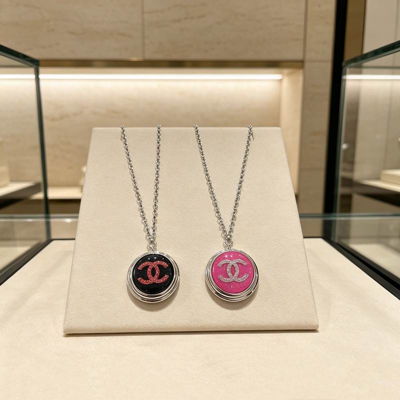 Chanel Necklace 08yxs46